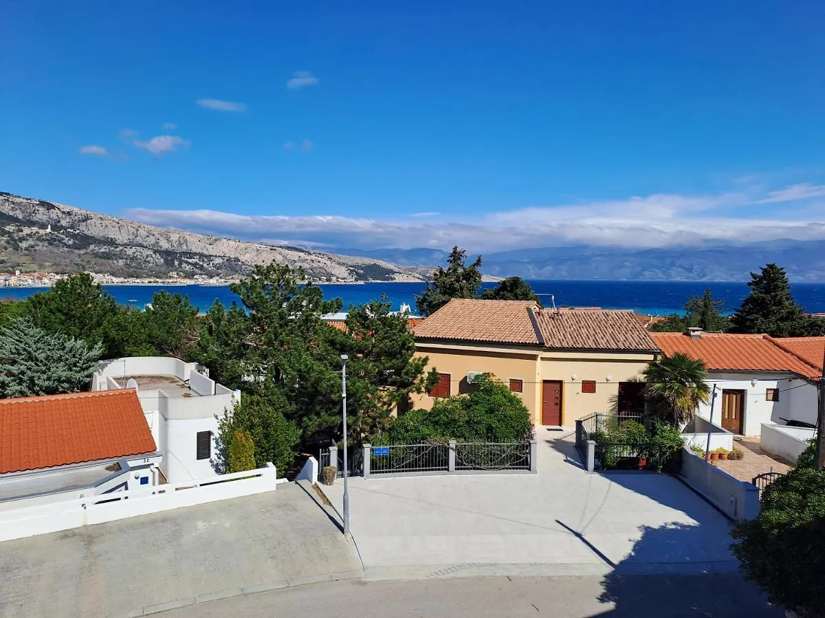 Apartment Apartman Zarok Baska  Croatia