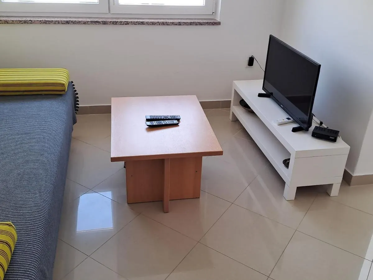 Apartment Apartman Zarok Baska