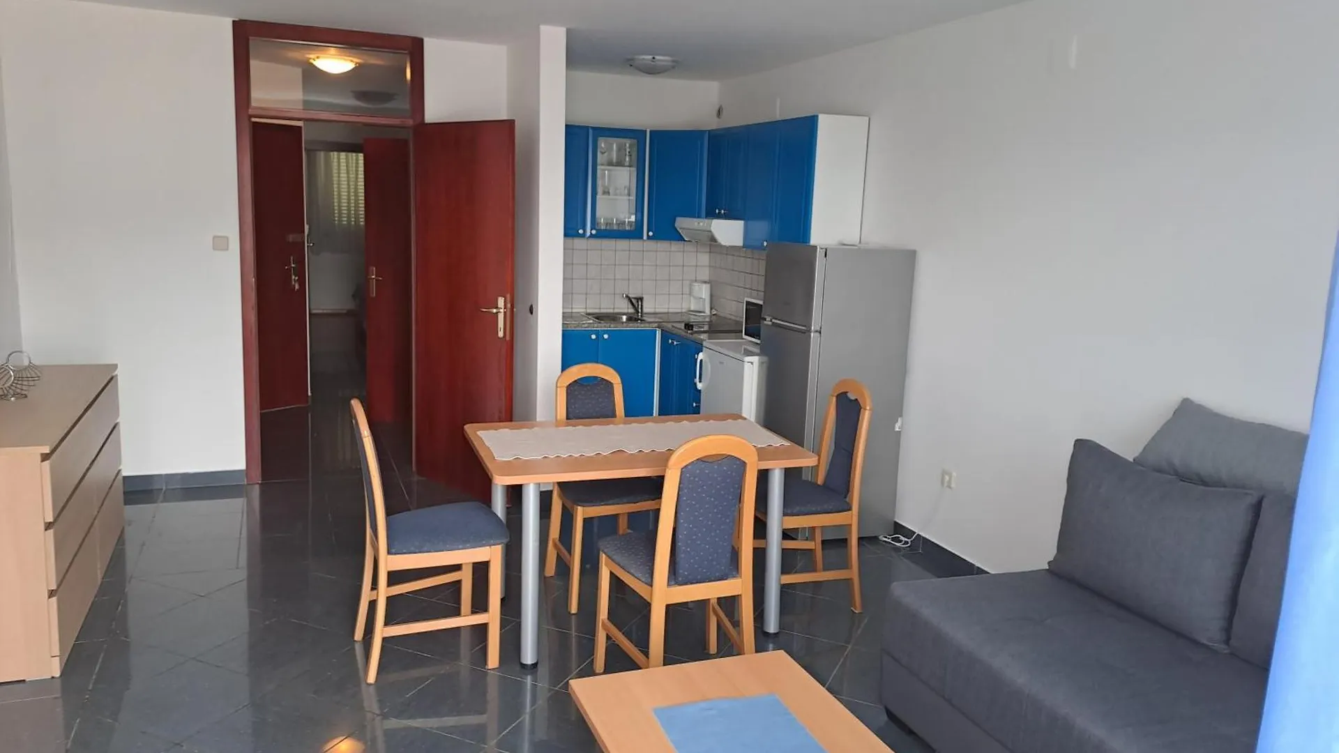 Apartman Zarok Baska  0*, Baska (Krk) Croatia