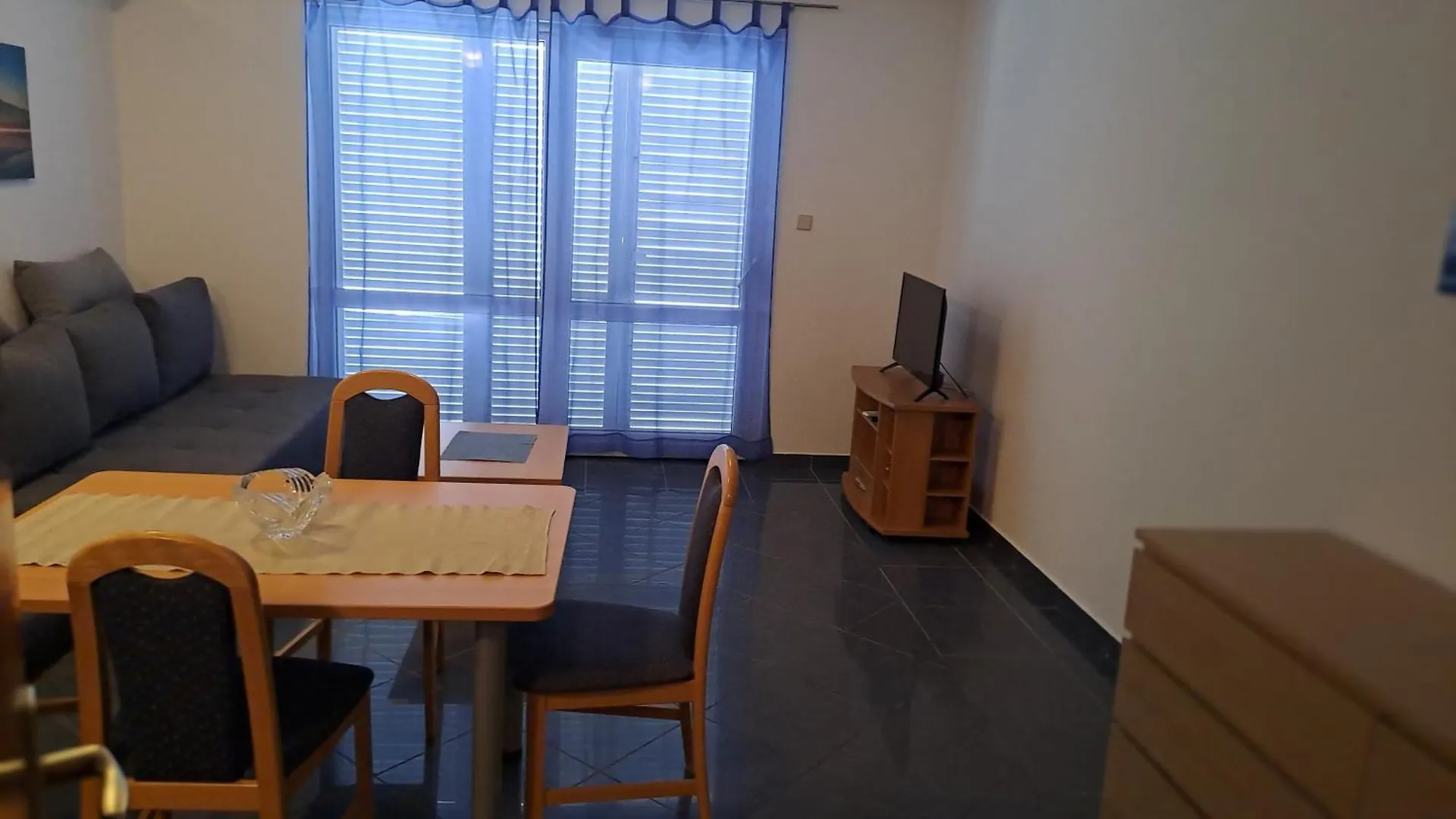 Apartman Zarok Baska  Apartment Baska (Krk)