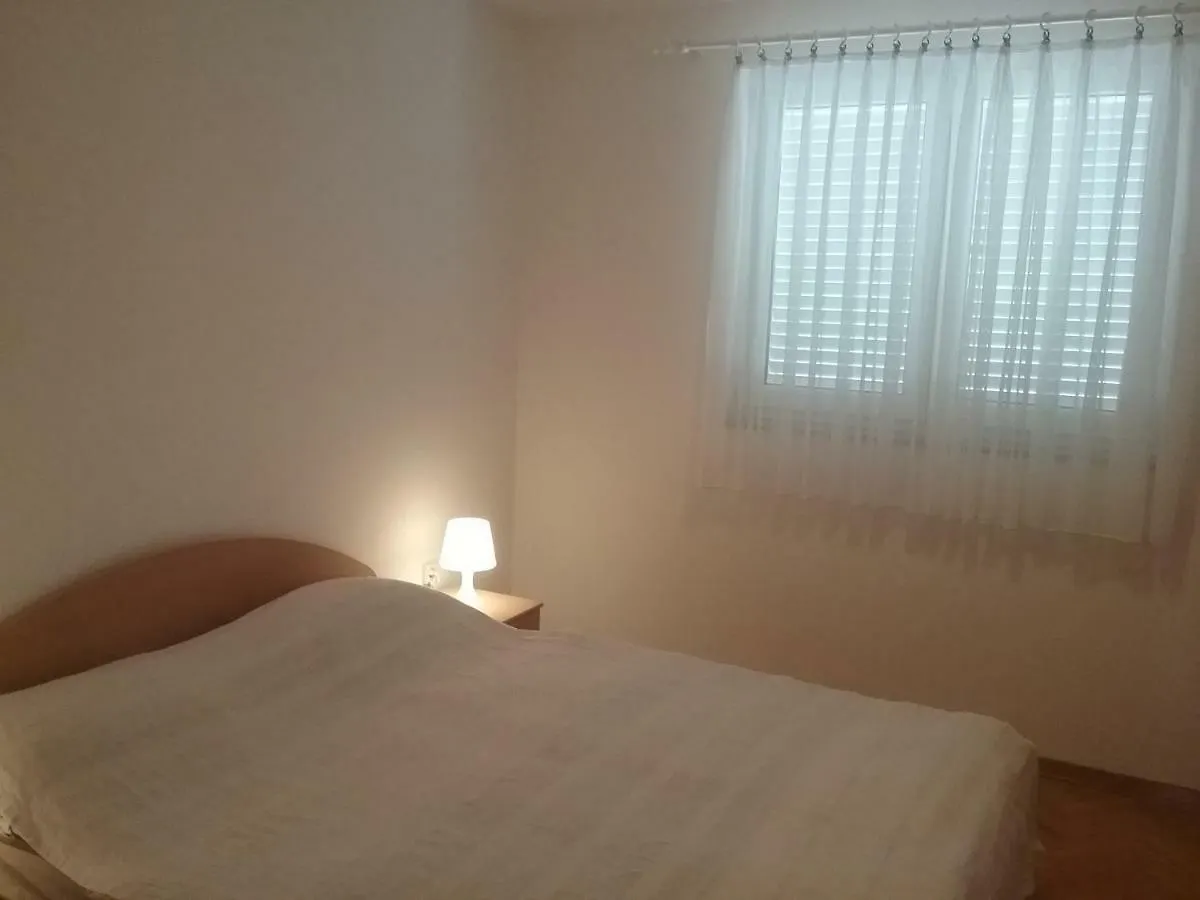 Apartment Apartman Zarok Baska